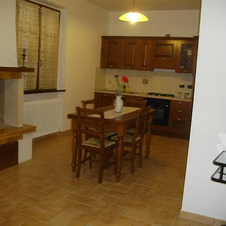 Agriturismo Il Falco Todi Habitación foto
